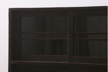 アンティーク家具　和製アンティーク　松竹梅の透かしが魅力的なガラス戸棚(収納棚、キャビネット)(R-042555)
