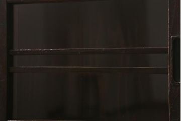 アンティーク家具　和製アンティーク　松竹梅の透かしが魅力的なガラス戸棚(収納棚、キャビネット)(R-042555)