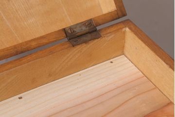 アンティーク家具　昭和レトロ　小物収納に便利な栓材製の小引き出し(収納箱)(R-042560)