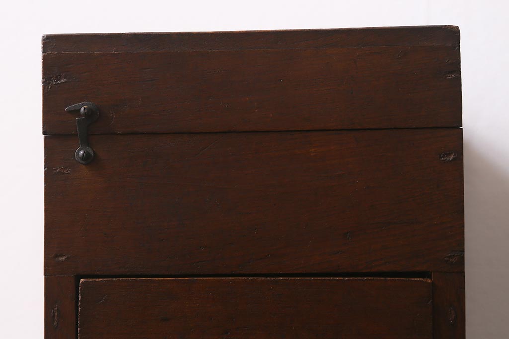 アンティーク家具　昭和レトロ　小物収納に便利な栓材製の小引き出し(収納箱)(R-042560)