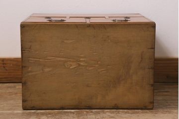レトロ家具　昭和レトロ　上品な趣きが魅力的な小引き出し(小物収納、裁縫箱)(R-042561)