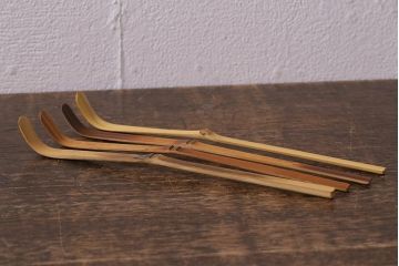 アンティーク雑貨　竹製　茶杓4本セット　在銘　武蔵野、好日など(茶道具)(R-042567)