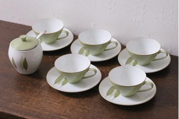 アンティーク雑貨　昭和レトロ　ノリタケ(Noritake)　若杉シリーズ　カップ&ソーサー5客(シュガーポット、シュガースプーン)(R-042570)