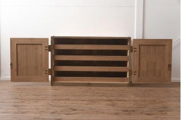 アンティーク家具　昭和初期　桐材　落ち着きのある佇まいの衣装盆付き桐箪笥(ローボード、和タンス、桐たんす、着物箪笥)(R-042579)