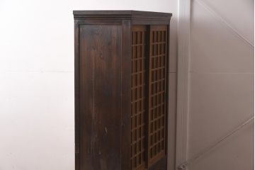 アンティーク家具　黒柿材　古い趣が魅力の木製下駄箱(収納棚、キャビネット)(R-042582)