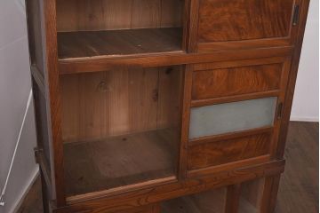 アンティーク家具　和製アンティーク　前面欅材　杢目が魅力的な重ね戸棚(関東水屋箪笥、収納棚、キャビネット)(R-042583)