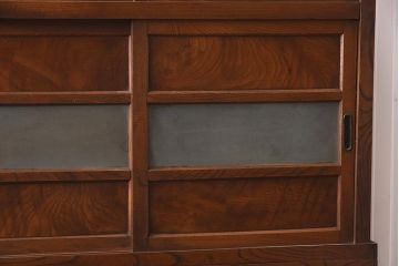 アンティーク家具　和製アンティーク　前面欅材　杢目が魅力的な重ね戸棚(関東水屋箪笥、収納棚、キャビネット)(R-042583)