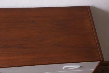 北欧ヴィンテージ　ペイント家具　チーク材　さわやかなペイントがお洒落なチェスト(引き出し・サイドチェスト、ビンテージ)(R-042584)