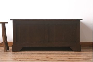 ヴィンテージ家具　イギリスビンテージ　オーク材　濃淡のある木色が存在感を放つブランケットボックス(収納箱、ローボード、センターテーブル、ダイニングベンチ)(R-042586)