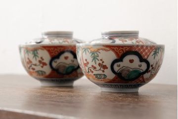 アンティーク雑貨　江戸期　古伊万里　色絵染付蓋茶碗2客セット(和食器)(R-042587)
