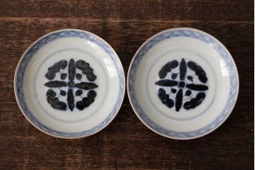 アンティーク雑貨　江戸期　古伊万里　色絵染付蓋茶碗2客セット(和食器)(R-042587)