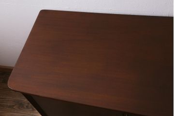 ヴィンテージ家具　Vanson　チーク材　北欧スタイルにもぴったりなイギリスビンテージのサイドボード(リビングボード)(R-042589)