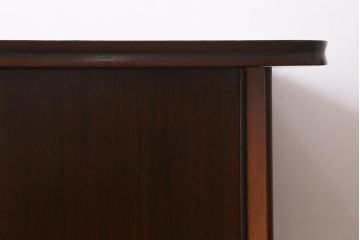 ヴィンテージ家具　Vanson　チーク材　北欧スタイルにもぴったりなイギリスビンテージのサイドボード(リビングボード)(R-042589)