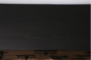 和製アンティーク　明治大正期　前面ケヤキ材　刀箪笥をリメイクしたサイドボード(リビングボード、チェスト、収納棚、テレビボード)(R-042596)