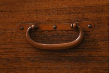 アンティーク家具　和製アンティーク　明治期　総桐材　上手物　銅金具　新潟産　観音扉　十字金具　重ね箪笥(時代箪笥、衣装箪笥、古箪笥、桐箪笥、桐たんす)(R-042597)