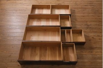 アンティーク家具　明治期　前面ケヤキ材　木地呂塗り　繊細で上質な仙台姫箪笥(時代箪笥、衣装箪笥)(R-042598)