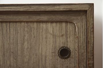 ビンテージ家具　桐材製　レトロテイストに仕上げられる収納箪笥のテレビ台(TVボード、桐箪笥、桐たんす)(R-042608)