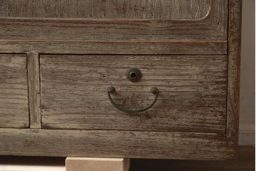 ビンテージ家具　桐材製　レトロテイストに仕上げられる収納箪笥のテレビ台(TVボード、桐箪笥、桐たんす)(R-042608)