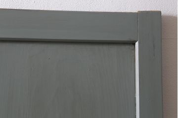 アンティーク建具　明治大正期　アンティークペイント　グレイッシュな色味がお洒落な板戸1枚(引き戸、建具)(R-042609)