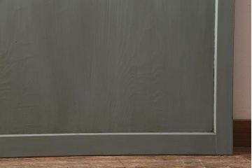 アンティーク建具　明治大正期　アンティークペイント　グレイッシュな色味がお洒落な板戸1枚(引き戸、建具)(R-042609)