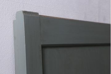アンティーク建具　明治大正期　アンティークペイント　グレイッシュな色味がお洒落な板戸1枚(引き戸、建具)(R-042609)