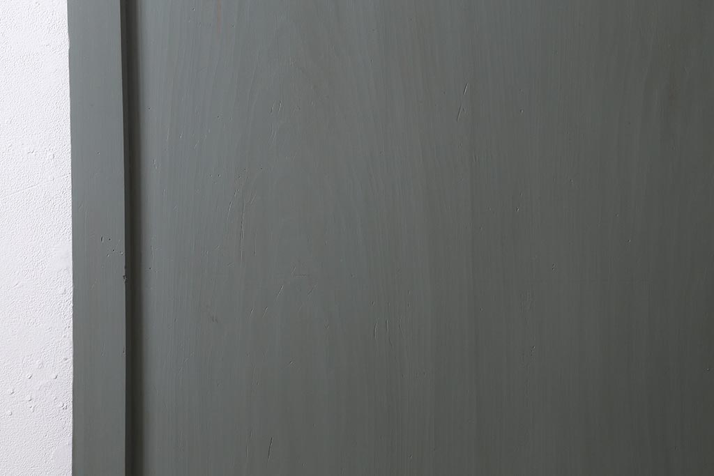 アンティーク建具　明治大正期　アンティークペイント　グレイッシュな色味がお洒落な板戸1枚(引き戸、建具)(R-042609)