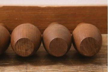 アンティーク雑貨　和製アンティーク　欅材　激レア!大正昭和初期の木製ボーリングセット(おもちゃ、ディスプレイ)(R-042610)