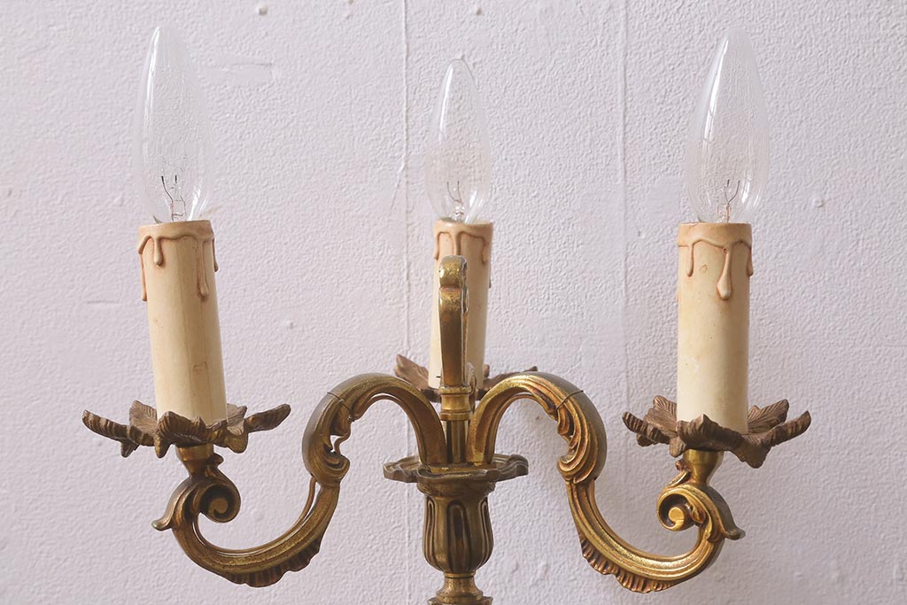 ヴィンテージ照明　フランス　キャンドルスタンド型　エレガントなデザインのテーブルランプ(スタンドライト、卓上照明、ビンテージ)(R-042615)