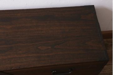 アンティーク家具　明治期　新潟産　上手物!　総桐材　金具が立派な刀箪笥(箪笥ローボード、ローチェスト、引き出し、桐箪笥、桐たんす)(R-042620)