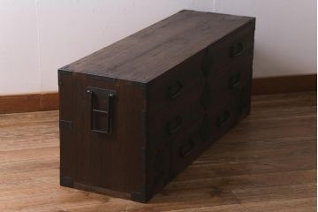 アンティーク家具　明治期　新潟産　上手物!　総桐材　金具が立派な刀箪笥(箪笥ローボード、ローチェスト、引き出し、桐箪笥、桐たんす)(R-042620)