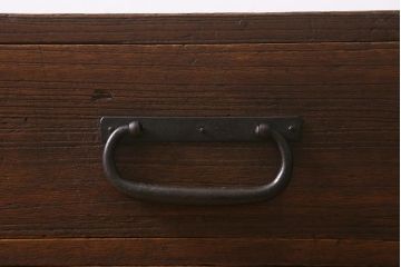 アンティーク家具　明治期　新潟産　上手物!　総桐材　金具が立派な刀箪笥(箪笥ローボード、ローチェスト、引き出し、桐箪笥、桐たんす)(R-042620)