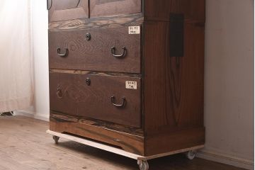 アンティーク家具　ケヤキ・桐・黒柿材　衣装盆付き　上手物の重ね衣装箪笥(和服箪笥、着物箪笥、収納箪笥、キャビネット)(R-042623)