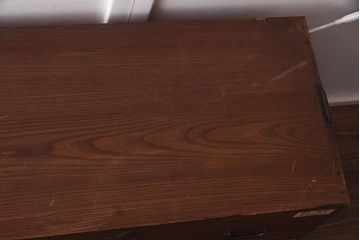 アンティーク家具　ケヤキ・桐・黒柿材　衣装盆付き　上手物の重ね衣装箪笥(和服箪笥、着物箪笥、収納箪笥、キャビネット)(R-042623)