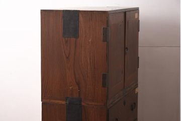 アンティーク家具　ケヤキ・桐・黒柿材　衣装盆付き　上手物の重ね衣装箪笥(和服箪笥、着物箪笥、収納箪笥、キャビネット)(R-042623)