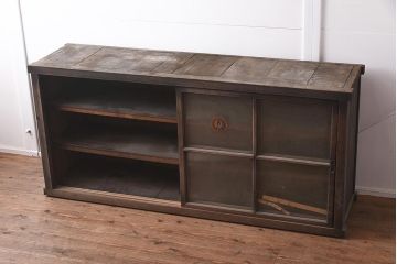 アンティーク家具　木製　ディスプレイを楽しめるシンプルなガラス戸棚(サイドボード)(R-042630)