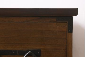 アンティーク家具　和製アンティーク　脚付きリメイク　味わい深い佇まいの箪笥ローボード(衣装箪笥、チェスト、テレビ台、リビングボード)(R-042631)