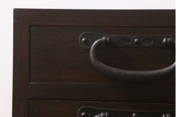 ラフジュ工房オリジナル　古金具リメイク　前板栗材　ヒノキ材　サイドチェストにも使える便利な小引き出し(小物収納、サイドチェスト)(R-042635)