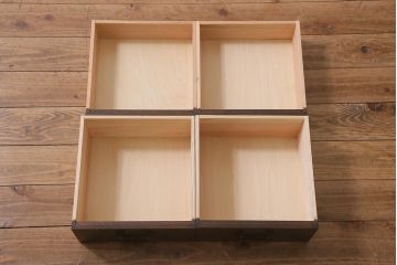 ラフジュ工房オリジナル　古金具リメイク　前板栗材　ヒノキ材　脚付き　サイドチェストにも使える便利な小引き出し(小物収納、サイドチェスト)(R-042637)