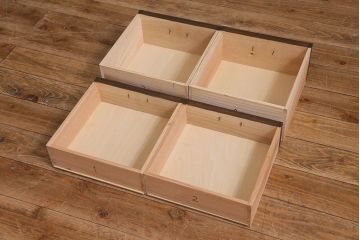 ラフジュ工房オリジナル　古金具リメイク　前板栗材　ヒノキ材　脚付き　サイドチェストにも使える便利な小引き出し(小物収納、サイドチェスト)(R-042637)