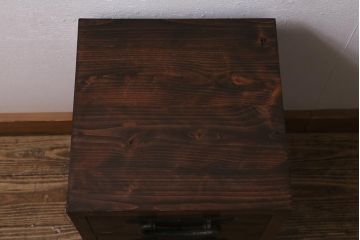 ラフジュ工房オリジナル　古金具リメイク　前板栗材　ヒノキ材　引手が魅力の小引き出し(小物収納)(R-042639)