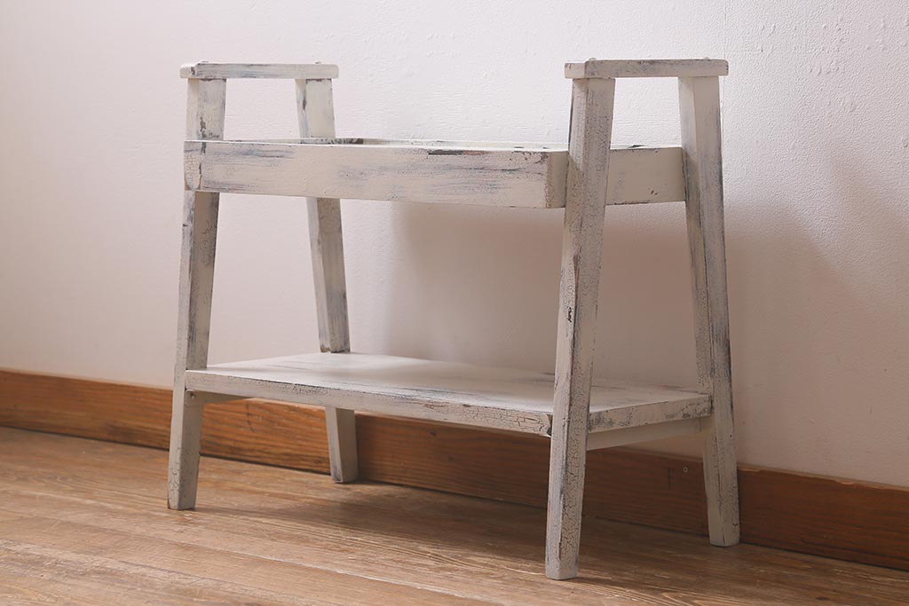 アンティーク家具　昭和初期　ペイント　シャビーシックな佇まいのサイドワゴン(テーブル、サイドテーブル、飾り台、花台)(R-042640)