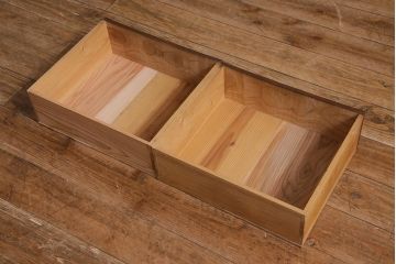 アンティーク家具　和製アンティーク　栗材　大正ロマン　落ち着いた大人の雰囲気漂う重ね戸棚(収納棚、食器棚、本箱)(R-042643)