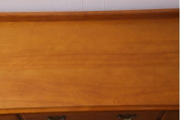 中古　横浜ダニエル(daniel)　アーリーアメリカン　A-104横長整理タンス　エレガントな佇まいが魅力のチェスト(定価約50万円)(引き出し)(R-042647)