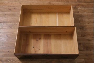 アンティーク家具　明治大正期　天板リメイク　漆塗りがきれいな会津箪笥(テレビ台、衣装箪笥、リビングボード、チェスト、引き出し)(R-042651)