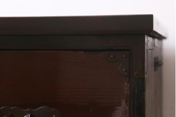 アンティーク家具　明治大正期　天板リメイク　漆塗りがきれいな会津箪笥(テレビ台、衣装箪笥、リビングボード、チェスト、引き出し)(R-042651)