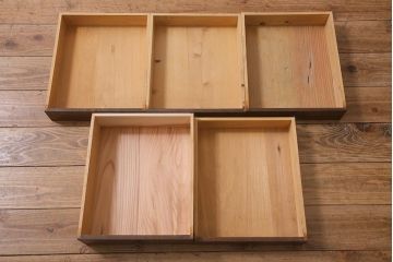 和製アンティーク　昭和初期　くすんだ取っ手が素敵な小引き出し(卓上収納、小物収納)(R-042653)