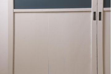 アンティーク建具　明治大正期　ペイント　バイカラーのお洒落な板戸2枚セット(引き戸、建具、帯戸)(R-042654)