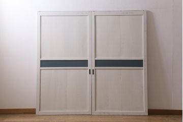 アンティーク建具　明治大正期　ペイント　バイカラーのお洒落な板戸2枚セット(引き戸、建具、帯戸)(R-042654)