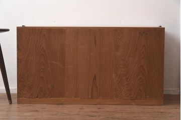 レトロ家具　昭和中期　桐材　引き出し2杯　素朴な佇まいが魅力の衣装箪笥(引き出し、ローチェスト)(R-042656)