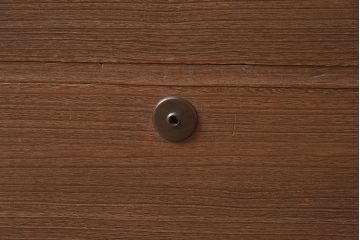 レトロ家具　昭和中期　桐材　引き出し2杯　素朴でシンプルな佇まいが魅力の衣装箪笥(引き出し、ローチェスト)(R-042657)